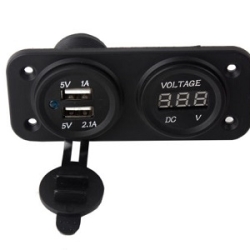 USB stopcontact met voltmeter